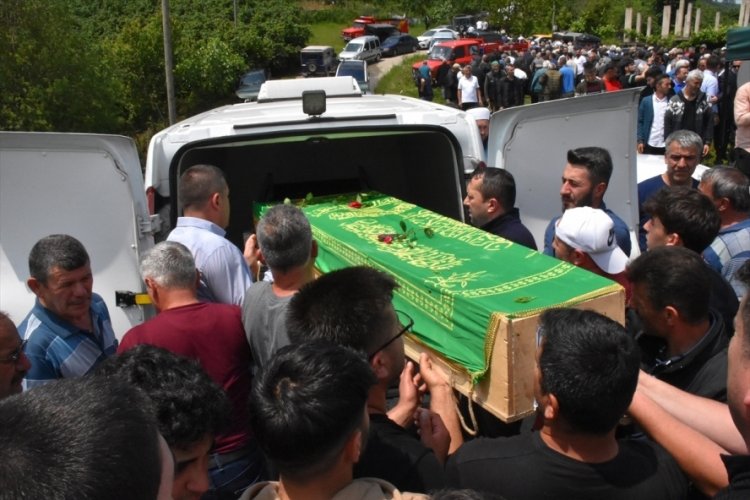 Ordu'da denizde cansız bedenleri bulunan iki arkadaşın cenazeleri defnedildi