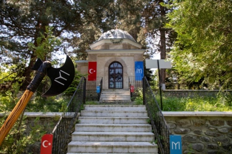 Bursa'da Turgut Alp T&uuml;rbesi restore edildi