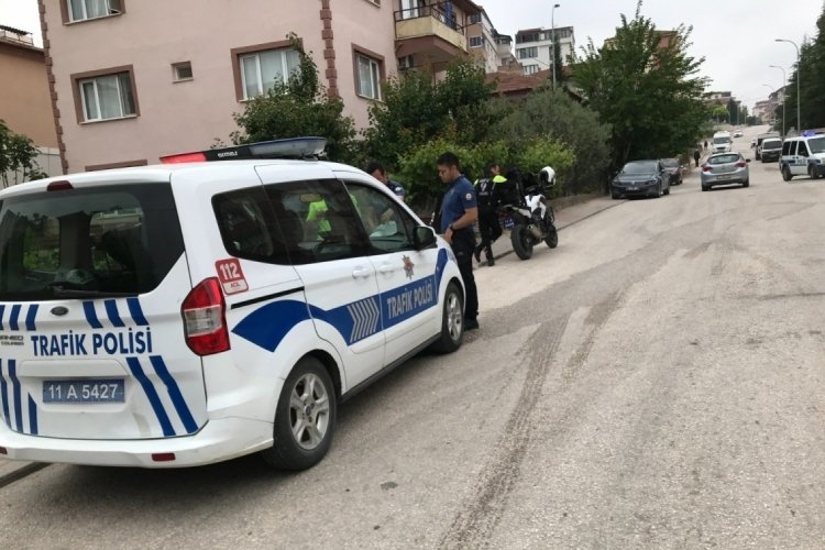 Bilecik'te ticari aracın &ccedil;arptığı 11 yaşındaki &ccedil;ocuk ağır yaralandı