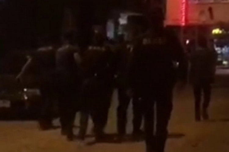 Sakarya'da satırlı şahsı polis etkisiz hale getirdi