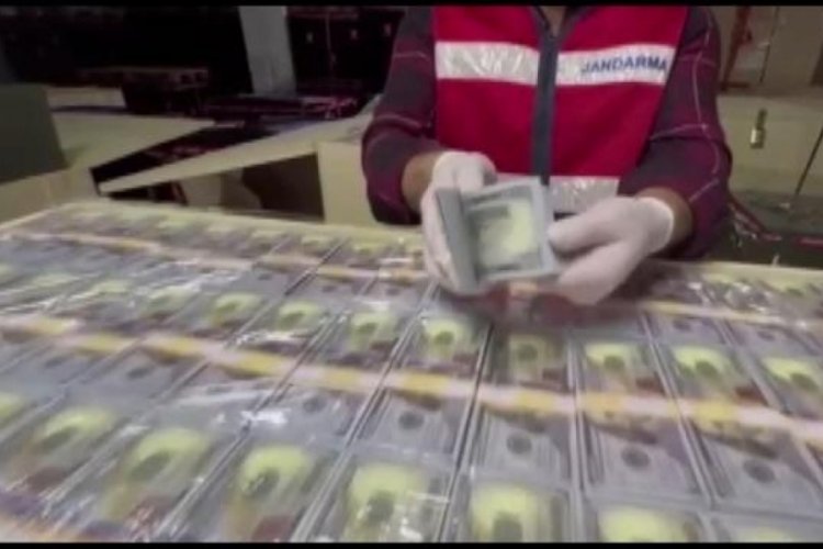İstanbul'da ele ge&ccedil;irildi! Tam 1 milyar dolar...