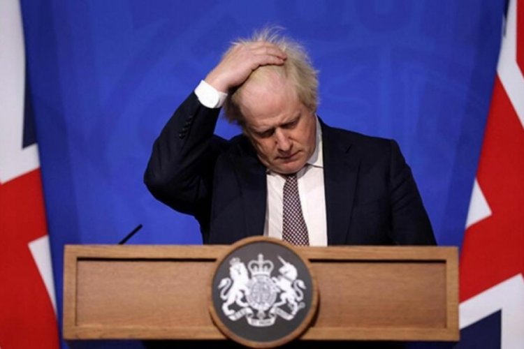 Partygate Boris Johnson'ın milletvekilliğini de bitirdi!
