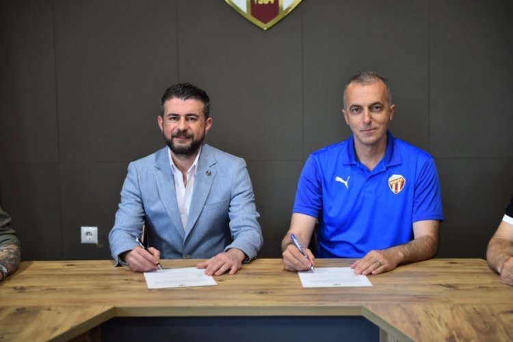 İneg&ouml;lspor &Ouml;zg&uuml;r Şahin ve ekibi ile anlaştı