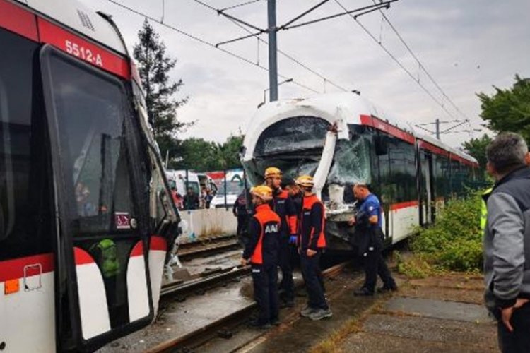 Kaza yapan tramvayların kara kutusu inceleniyor