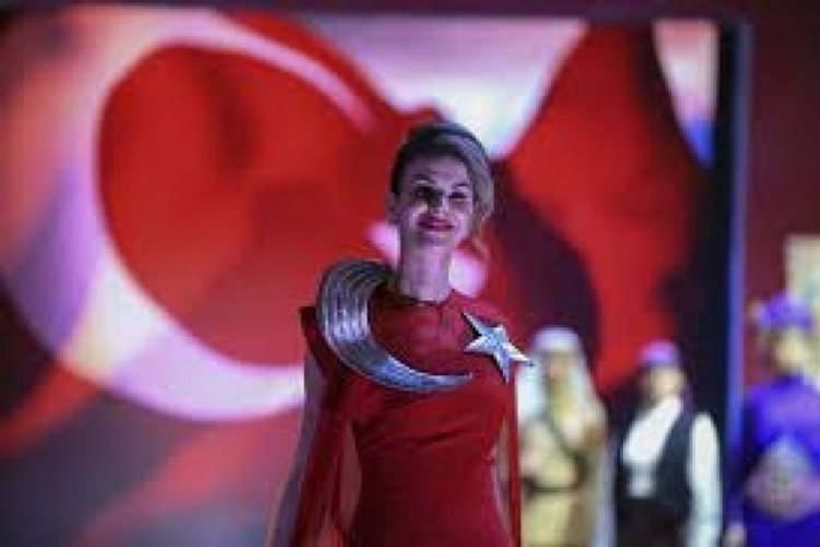 ModaFest'te "Anadolu Kadını" defilesi yapıldı