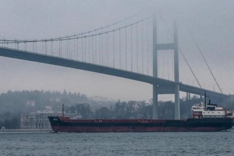 T&uuml;rk Boğazlarından ge&ccedil;işlere yeni d&uuml;zenleme