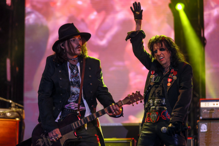 Johnny Depp 60'ıncı yaşını İstanbul'da kutladı
