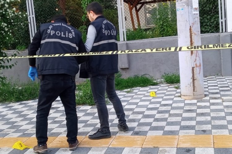 Afyonkarahisar'da kendisini vuran şahsı aynı silahla vurdu