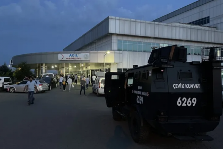 Bing&ouml;l'de Belediye Başkan Yardımcısı Sadri Bing&ouml;l'e bı&ccedil;aklı saldırı