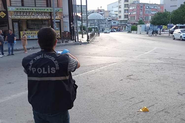Silahlı saldırıya uğrayan şahıs ağır yaralandı