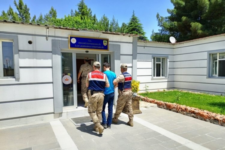 Kastan &ouml;ld&uuml;rme su&ccedil;undan aranıyordu, yakalandı
