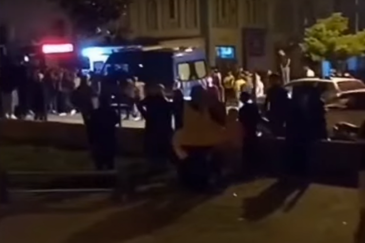 Bursa'da tehlikeli gerginlik: 3 kişi feci şekilde darp edildi!