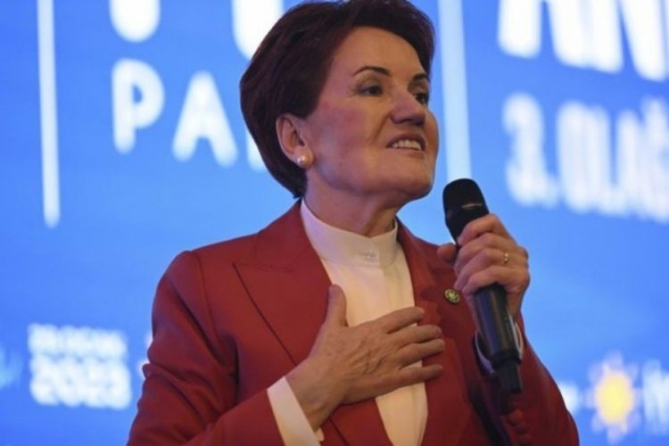 Akşener, partisinin belediye başkanlarıyla bir araya geldi