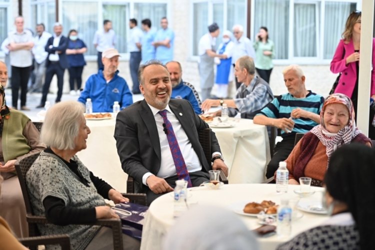 Bursa BBB Aktaş, Huzurevi sakinleriyle bir araya geldi