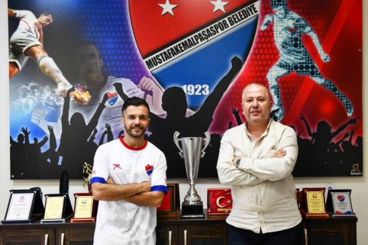 Mustafakemalpaşaspor Belediye yeni sezon hazırlıklarında