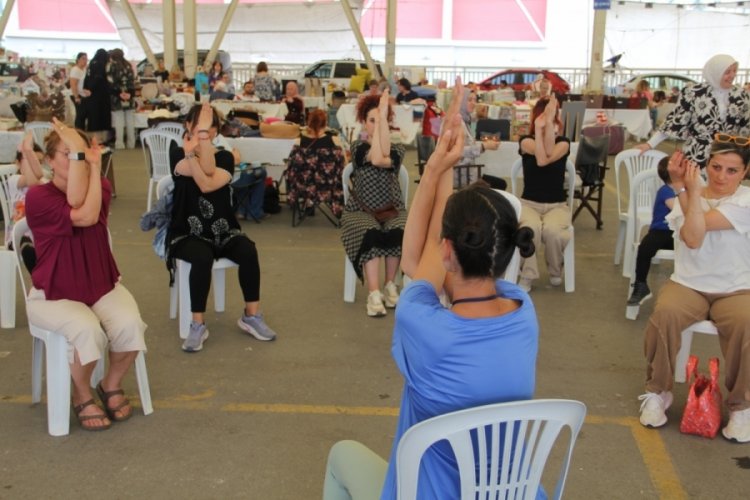 T&uuml;rkiye'nin en b&uuml;y&uuml;k Kadın El Sanatları Etkinliği yoga ile başladı