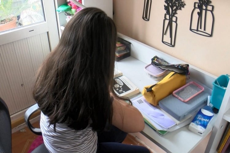 Maganda ateş a&ccedil;tı; odadaki k&uuml;&ccedil;&uuml;k Zeynep &ouml;l&uuml;mden d&ouml;nd&uuml;