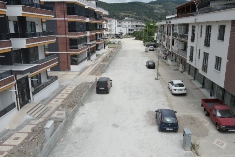 Bursa'nın İznik il&ccedil;esinde yapım ve onarım &ccedil;alışmaları s&uuml;r&uuml;yor