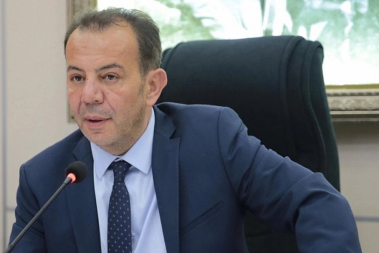 Tanju &Ouml;zcan, CHP'ye yeniden &uuml;ye oldu!
