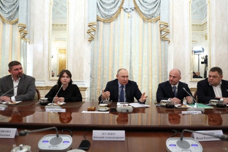 Putin: Ukrayna'nın savunma sanayisi yakında tamamıyla tarihe karışacak