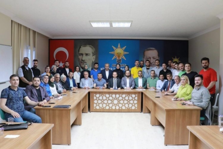 AK Parti Bursa Milletvekili Ahmet Kılı&ccedil;'tan teşkilat &uuml;yelerine teşekk&uuml;r ziyareti
