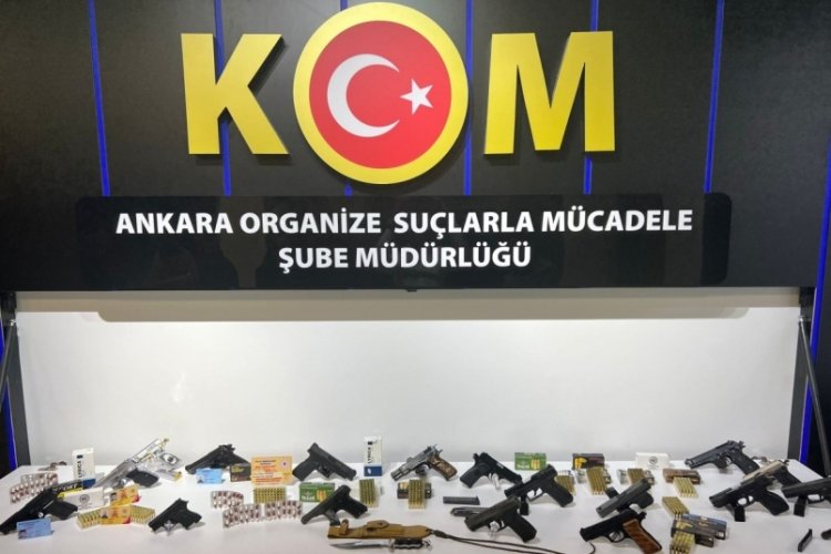 Ankara merkezli 3 ilde su&ccedil; &ouml;rg&uuml;tlerine operasyon; 30 g&ouml;zaltı