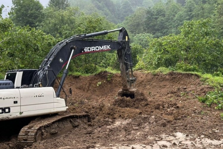 Samsun'da heyelan b&ouml;lgelerinde hummalı &ccedil;alışma