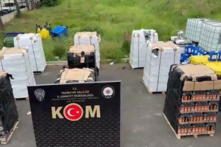 Tekirdağ'da yasa dışı i&ccedil;ki fabrikasına operasyon kamerada