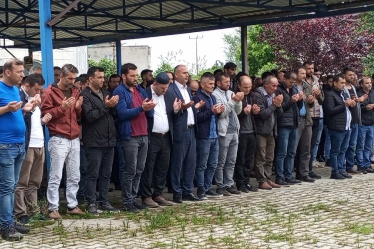 7 yaşındaki kuzeninin vurduğu 3 yaşındaki k&uuml;&ccedil;&uuml;k &ccedil;ocuk, toprağa verildi