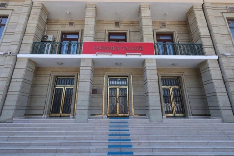 Eskişehir&nbsp;Valiliği duyurdu: Kamuya a&ccedil;ık alanlardaki etkinliklere 30 g&uuml;n yasak