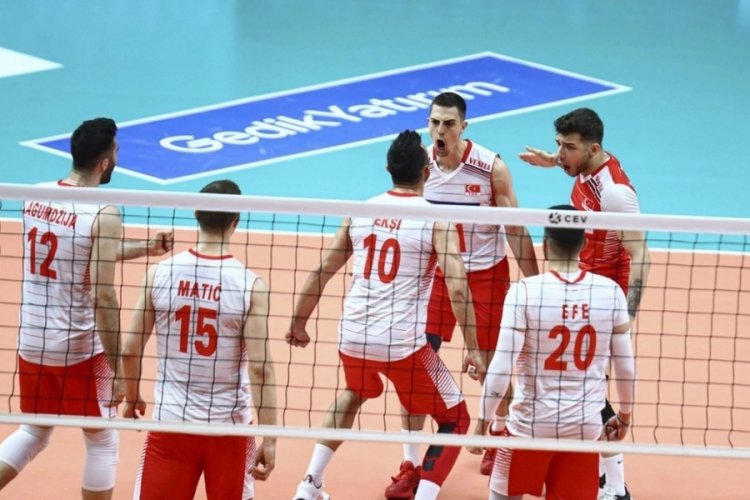 A Milli Erkek Voleybol Takımı, adını finale yazdırdı