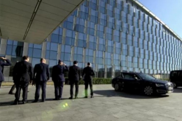 Bakan G&uuml;ler, NATO Karargahı'nda