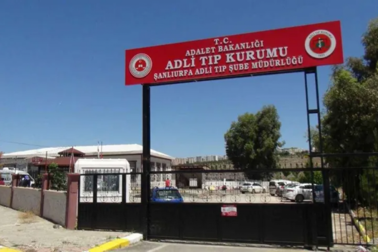 Şanlıurfa'da 3 g&uuml;nd&uuml;r aranan &ccedil;ocuk yatılı kaldığı medresenin yanındaki ahırda asılı bulundu