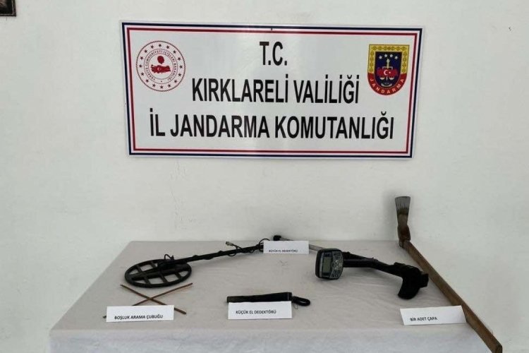 Kırklareli'nde ka&ccedil;ak kazı yapan 2 kişi g&ouml;zaltına alındı