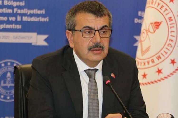 Bakan Tekin: Okullar a&ccedil;ılmadan deprem &ouml;ncesi koşullara kavuşmuş olacağız