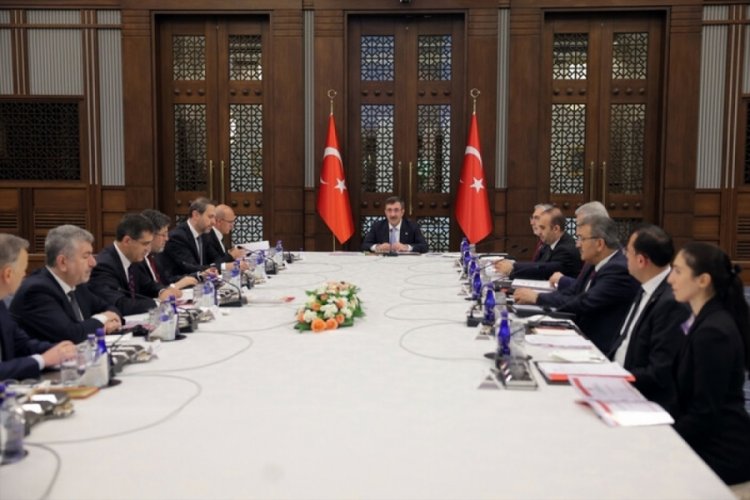 Cumhurbaşkanı Yardımcısı Yılmaz: OVP'yi Eyl&uuml;l ayında a&ccedil;ıklayacağız