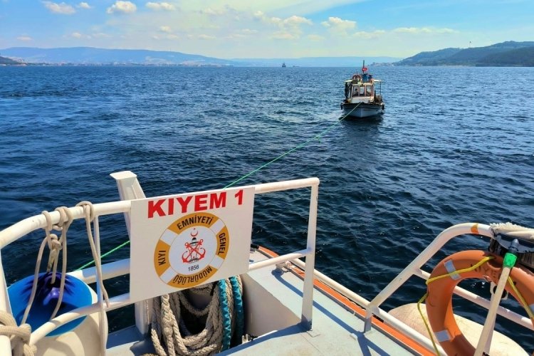 &Ccedil;anakkale Boğazı'nda tekne arızası