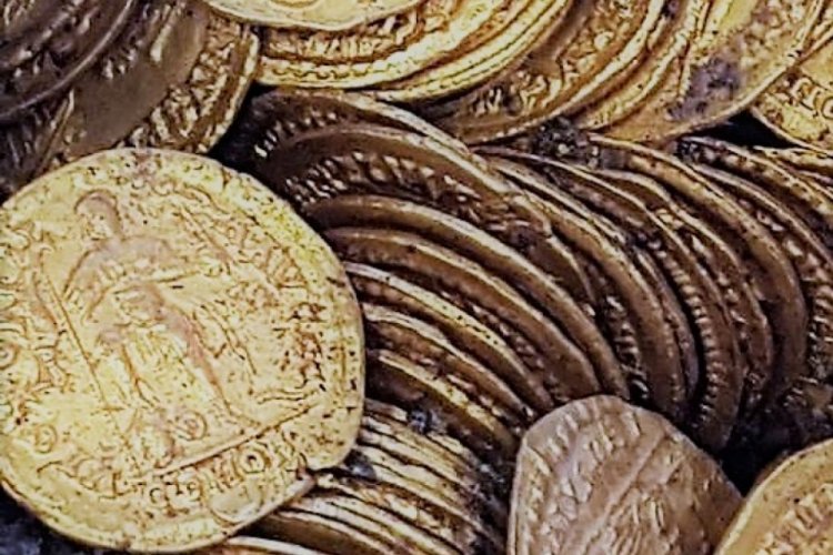 Kocaeli'nde jandarma ekipler 361 adet tarihi sikke ele ge&ccedil;irdi