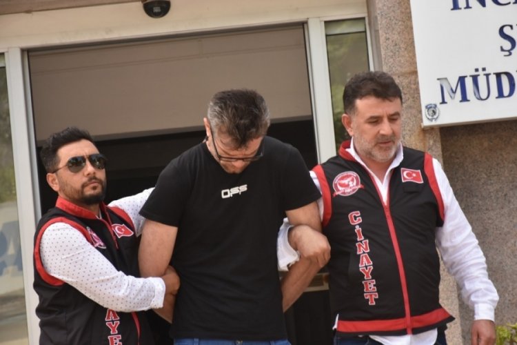 İzmir'de &ouml;z abisini &ouml;ld&uuml;ren şahıs tutuklandı