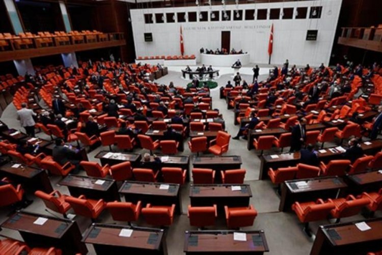 Meclis'in &ccedil;alışma s&uuml;resi uzatıldı