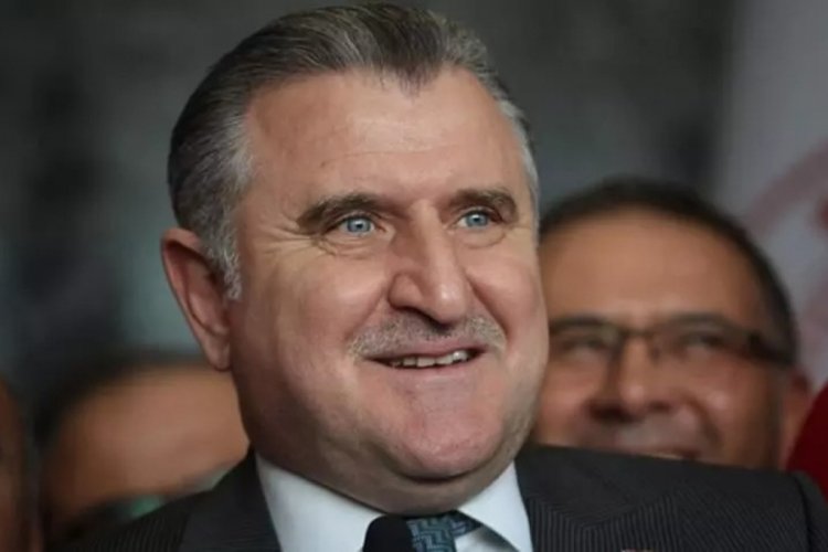 Gen&ccedil;lik ve Spor Bakanı Bak'tan 1. Lig'e y&uuml;kselen Şanlıurfaspor'a tebrik