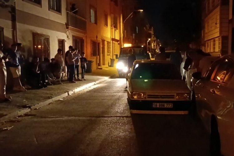 Bursa'da polisin 'dur' ihtarına uymadı, aracını bırakıp ka&ccedil;tı