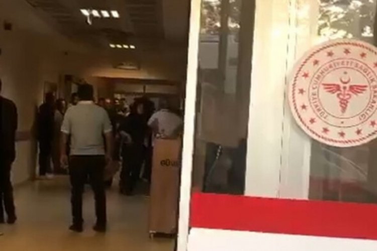 Samsun'da doktora saldırıp hastaneyi savaş alanına &ccedil;evirdiler!