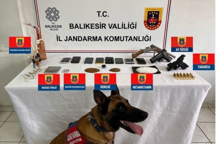 Balıkesir'de uyuşturucu operasyonu: 11 g&ouml;zaltı