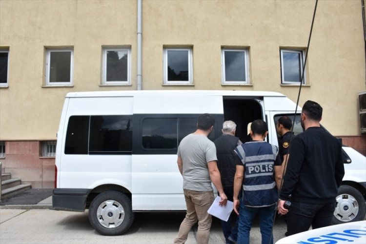 Kastamonu'da &ccedil;eşitli su&ccedil;lardan g&ouml;zaltına alınan 11 kişiden 6'sı tutuklandı