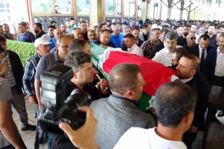 Ankara'da &ouml;len avukat  Aksaray'da son yolculuğuna uğurlandı