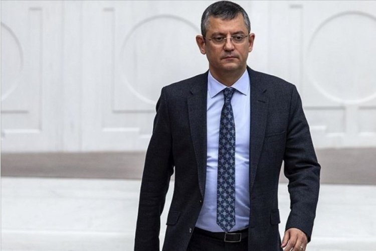 &Ouml;zg&uuml;r &Ouml;zel'den Abd&uuml;llatif Şener'e &ccedil;ok sert tepki