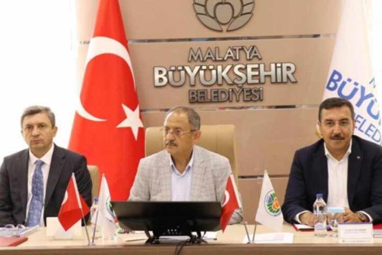 Bakan &Ouml;zhaseki: Yeni &ouml;nerilerimizi de millete aktarmış olacağız
