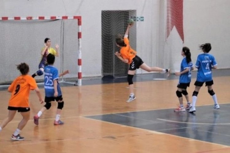 Antalya'da d&uuml;zenlenen Minikler Hentbol T&uuml;rkiye Şampiyonası sona erdi