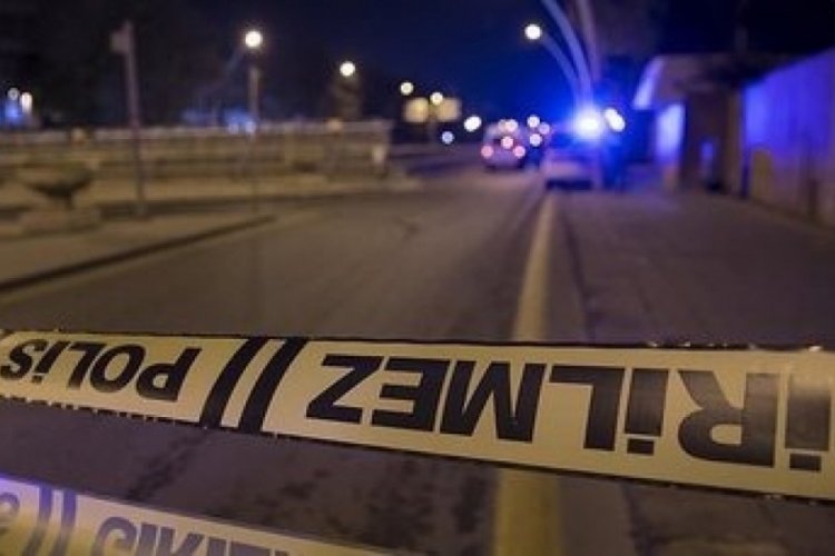 Erzurum'da gen&ccedil;lerin kavgasında kan aktı